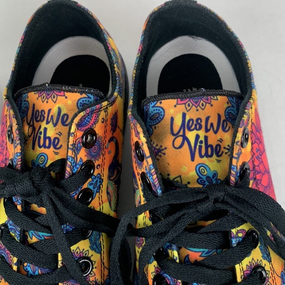 Yes We Vibe low top sneakers - Picture 4 of 13